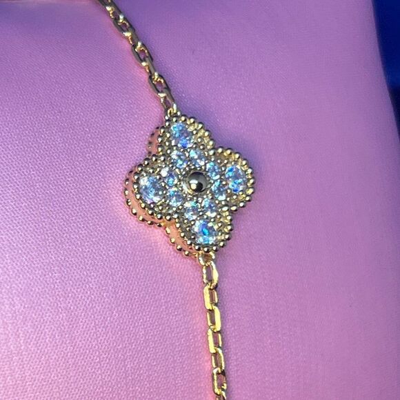 18k Gold Plated Alhambra Crystal Clover Motif Bracelet - Picture 9 of 14